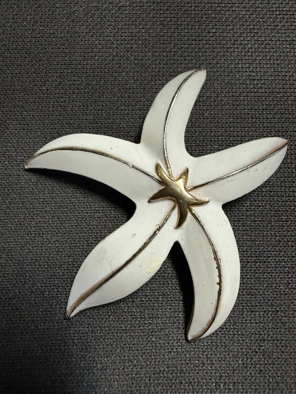 Vintage White Enamel Starfish Brooch Gold Tone Nautical Pin